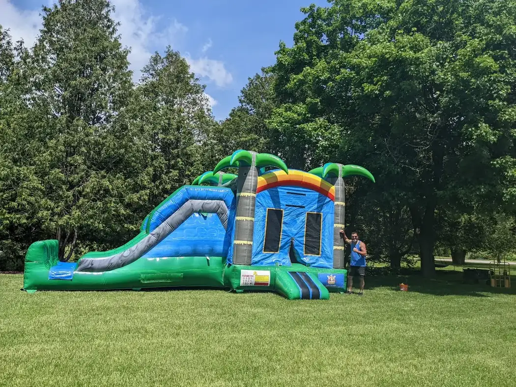 Double Slide Tropical Bouncy Castle — view 9