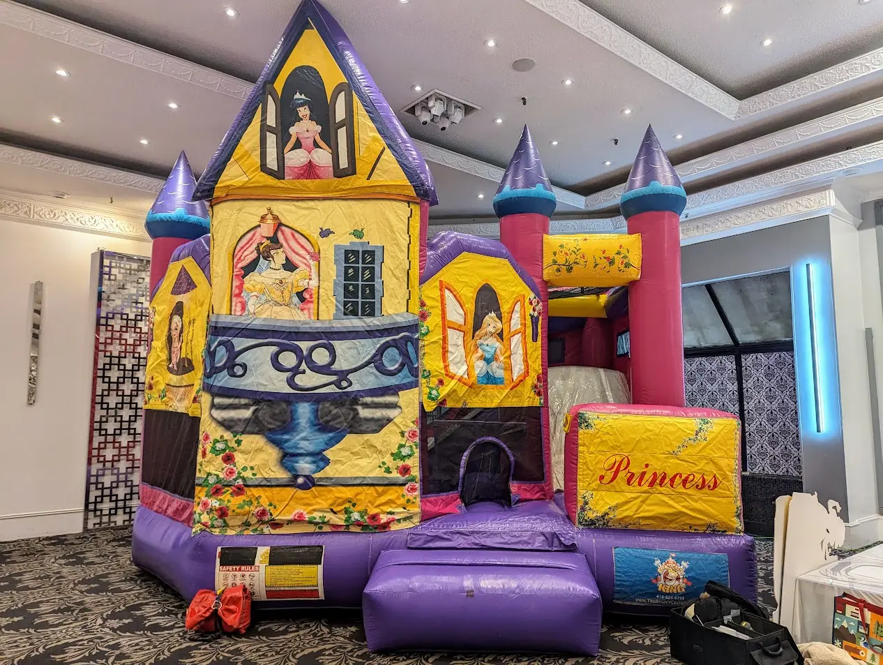 Disney Princess 5in 1 Combo Bouncy Castle — view 2