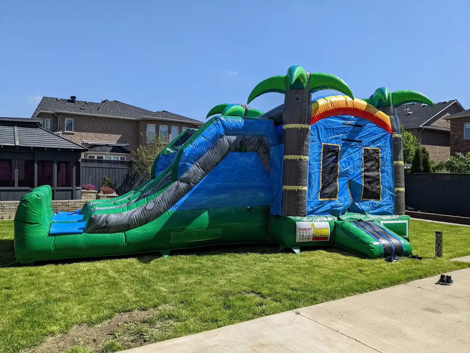 Double Slide Tropical Bouncy Castle — view 8